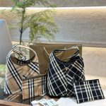 1:1 Burberry Bag Calfskin Classic Shoulder Look Alike