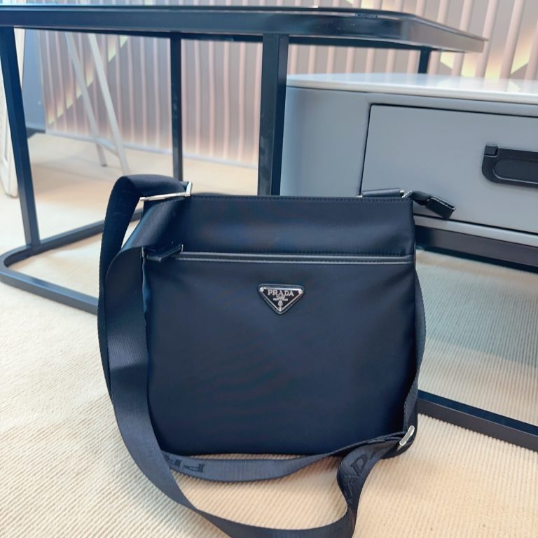 1:1 Prada Bag Black Elegant Look Alike Replica