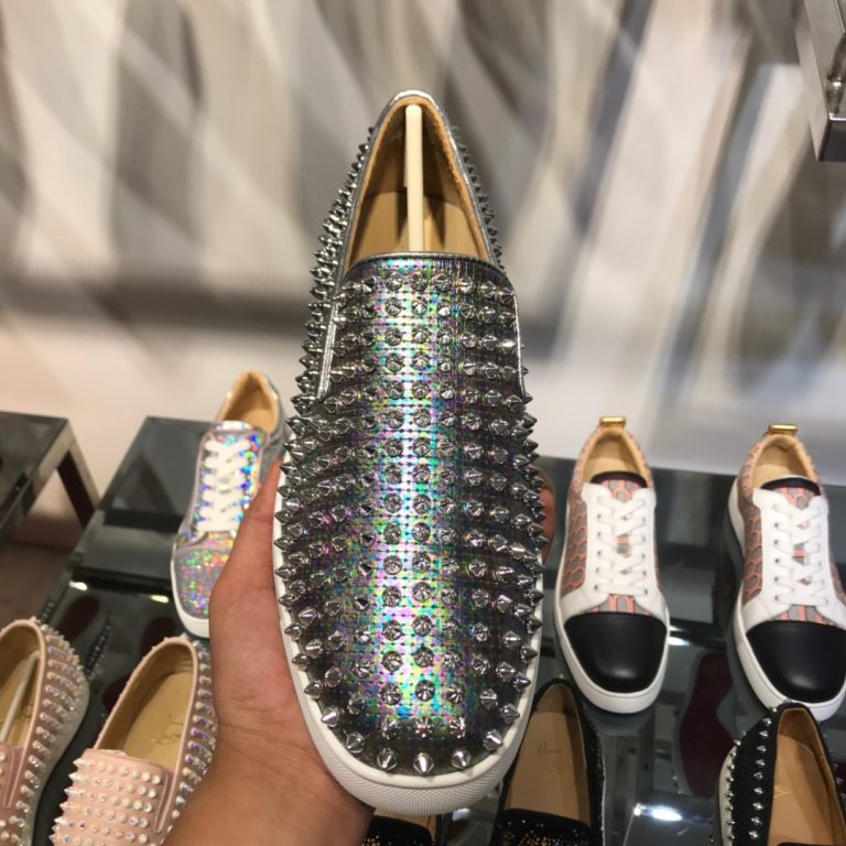 Aaa Christian Louboutin Zapatos de piel de vaca roja de alta calidad Réplica 1