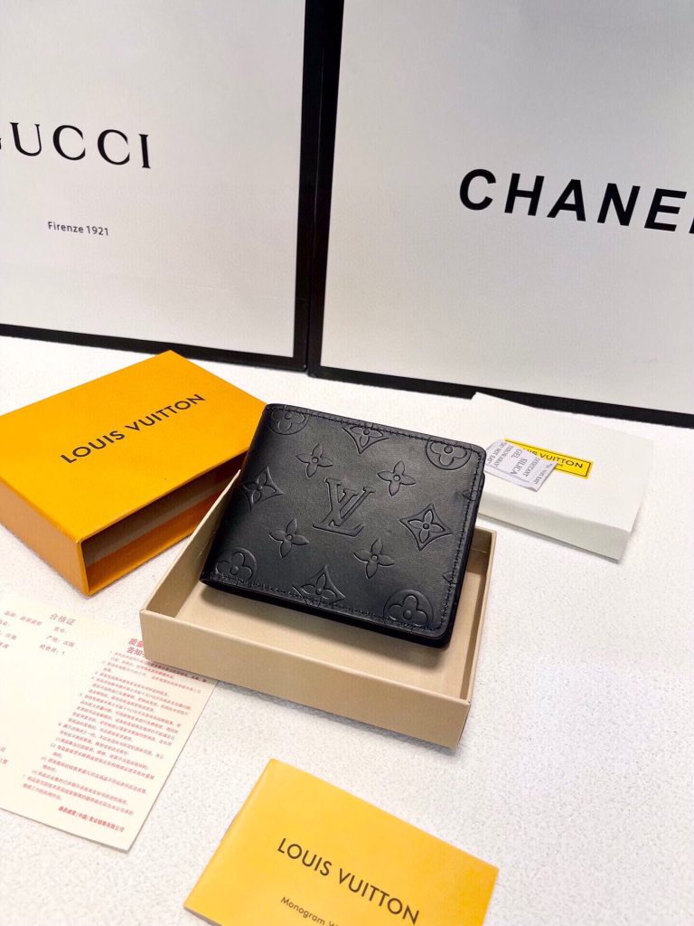 Aaa Louis Vuitton Black Cowhide Super Clone Replica