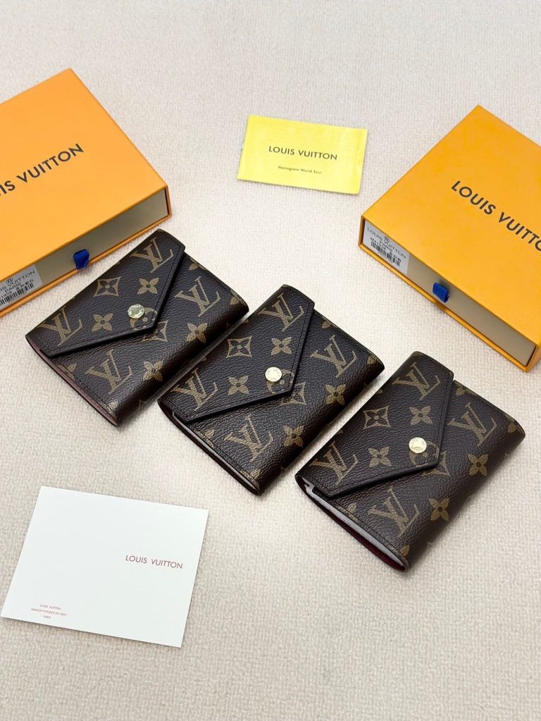 Aaa Louis Vuitton Canvas Look Alike Replica Designer