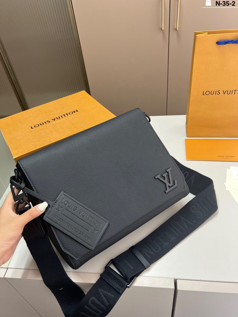 Designer Lv Bag Cowhide Elegant Look Alike Replica