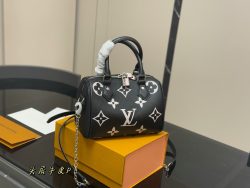 Designer Lv Bag Cowhide Look Alike Replica 1:1