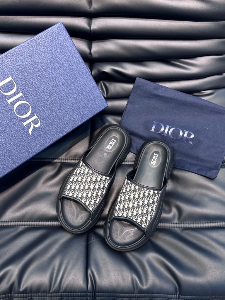 Dior Shoes Leather Black Classic Fake Fake Shoes Websites List
