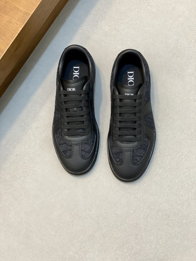 Dior Schuhe Straße 1:1 Beste Replik Schuhseiten