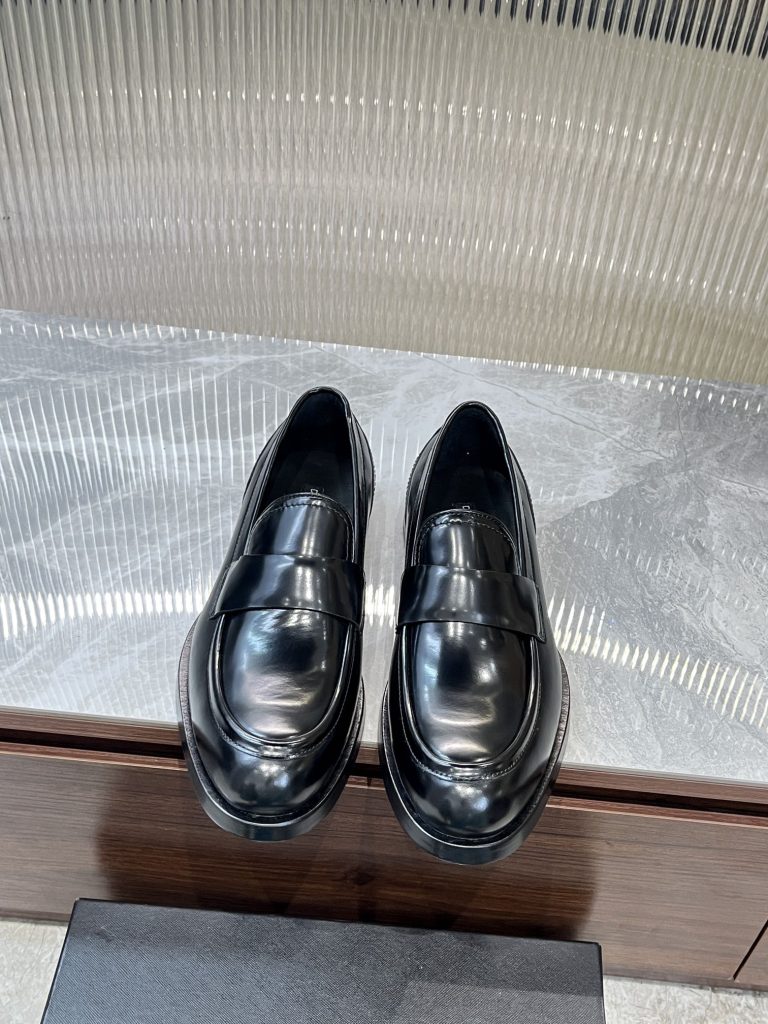 Dolce&Gabbana Shoes Leather Classic First Copy Fake Shoes Cheap