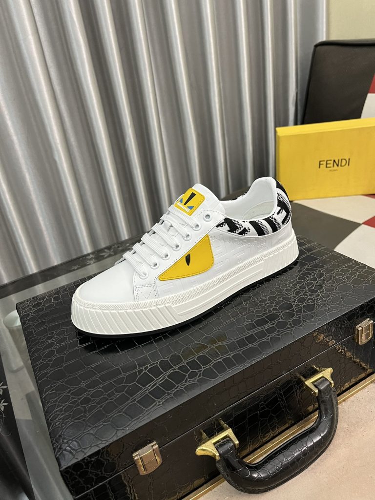 Fendi Zapatos de piel de vaca Casual Replica Faux Valentino Zapatos