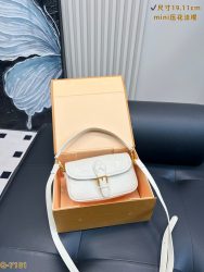 First Copy Lv Bag Red Classic Shoulder Look Alike