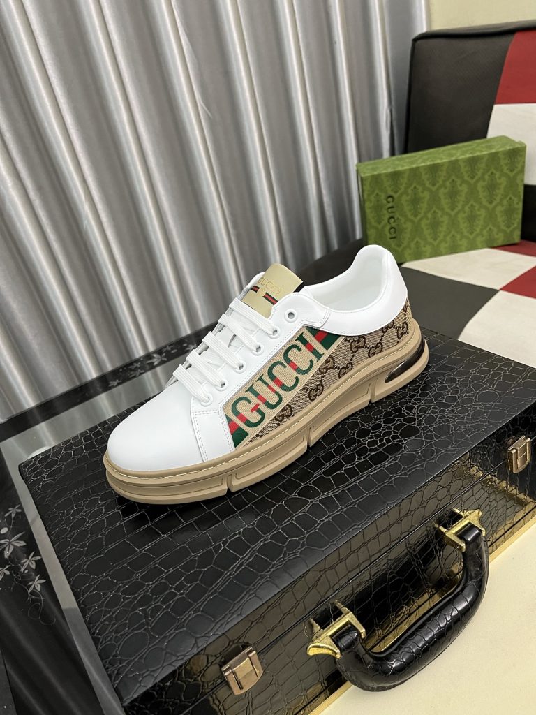 Gucci Shoes Cowhide Casual Fake Faux Valentino Shoes