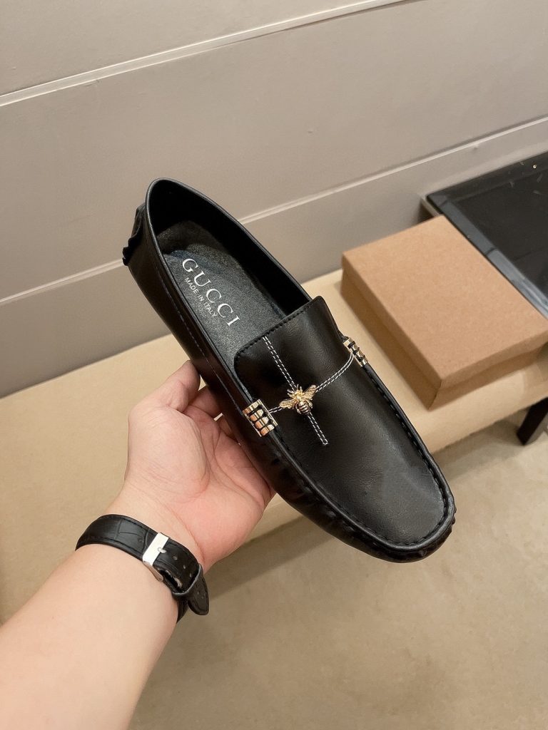Gucci Shoes Cowhide Classic Look Alike Replica Trainers