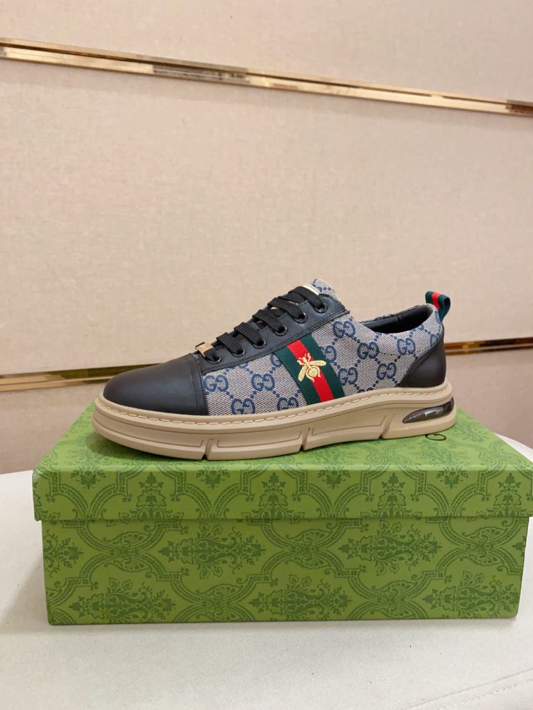 Gucci Shoes Cowhide Classic Replica Fake Valentino Shoes
