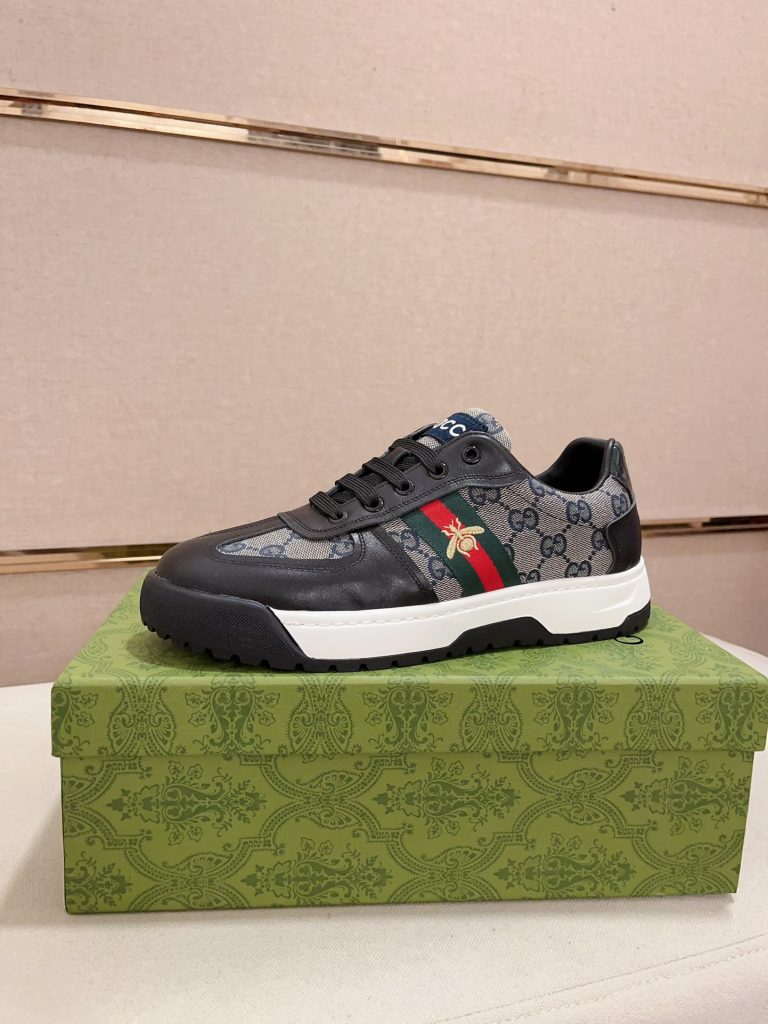 Gucci Shoes Cowhide Classic Super Clone Fake Jordan Shoes