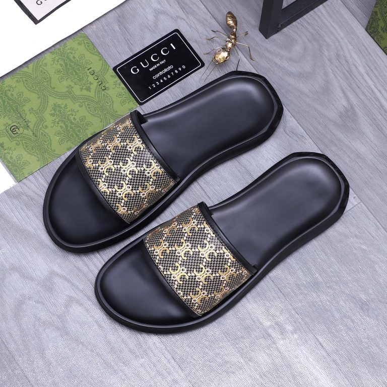 Gucci Shoes Cowhide Look Alike Fake Valentino Shoes