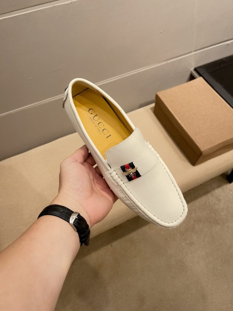 Gucci Shoes Cowhide White Casual Designer Fake Sneakers Cheap