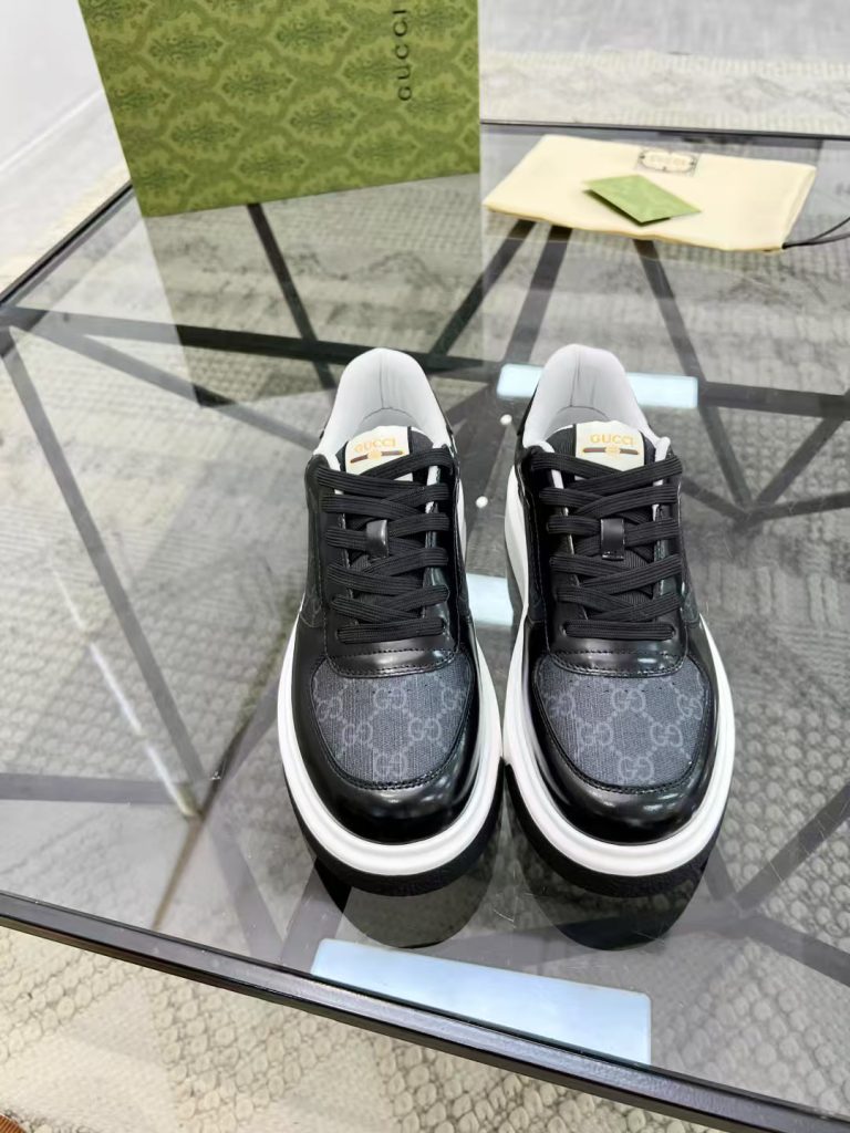 Gucci zapatos de piel de oveja de moda parecen mejores zapatos de réplica