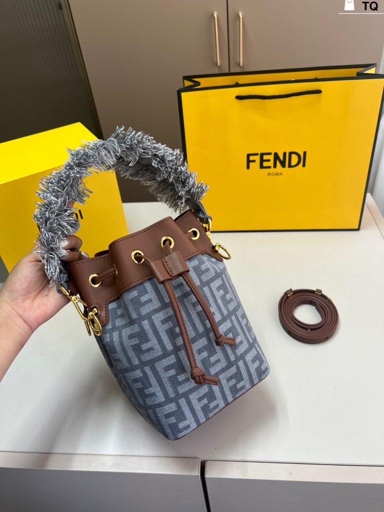 Hochwertige Fendi Tasche Erste Kopie Replik Designer 1:1