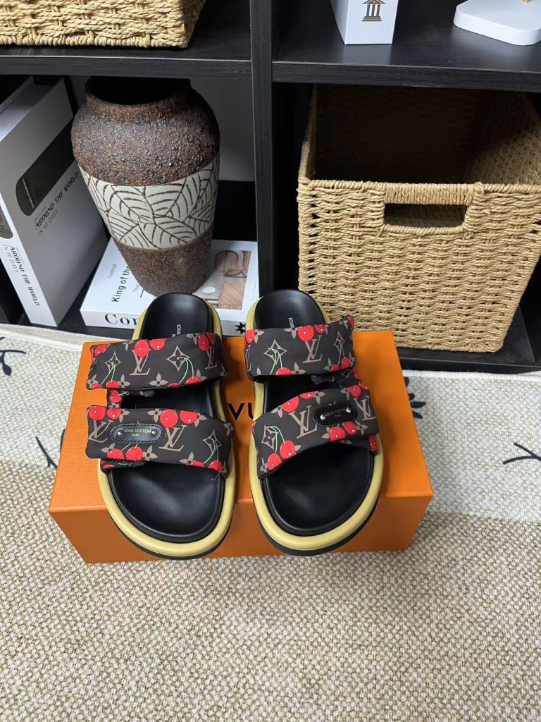 Louis Vuitton Shoes Calfskin Retro Look Alike Replica Shoe Websites