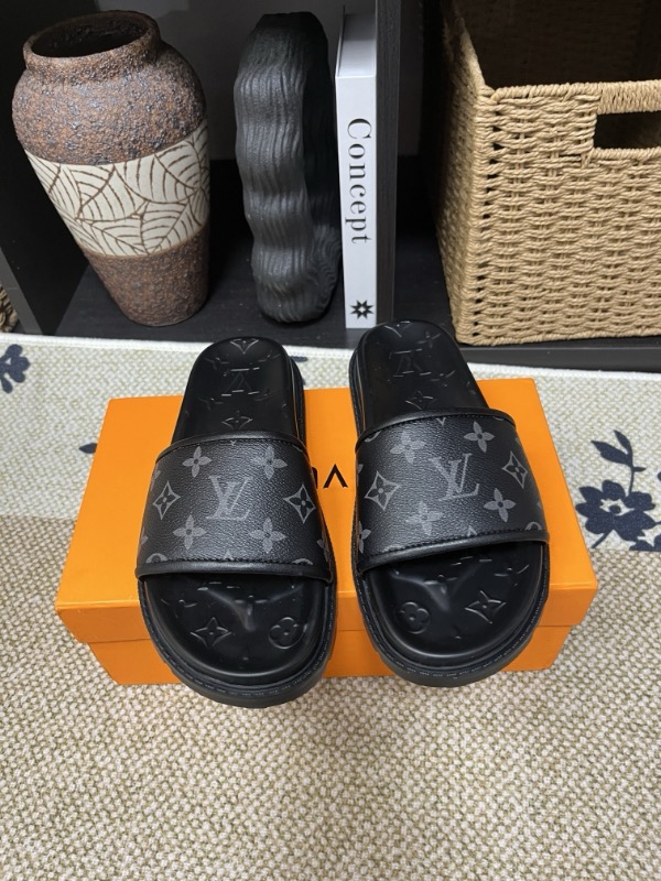 Louis Vuitton Shoes Cowhide Casual Look Alike Faux Valentino Shoes