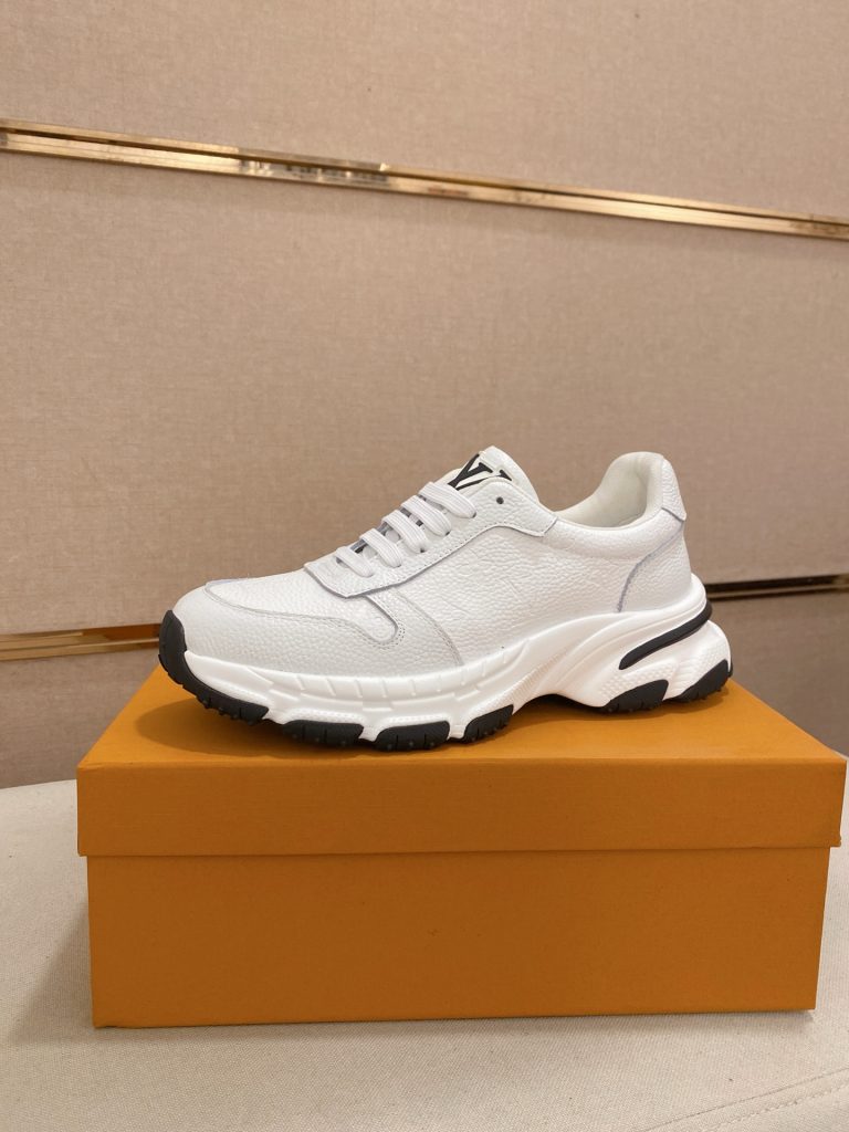 Louis Vuitton Shoes Cowhide Super Clone Fake Jordan Shoes