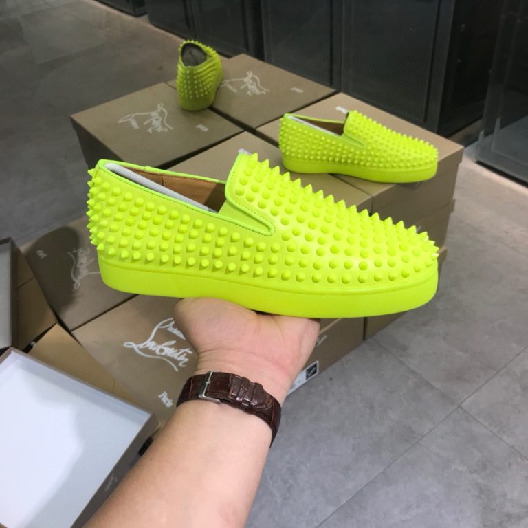 Luxury Christian Louboutin Shoes Red Cowhide First Copy Replica 11