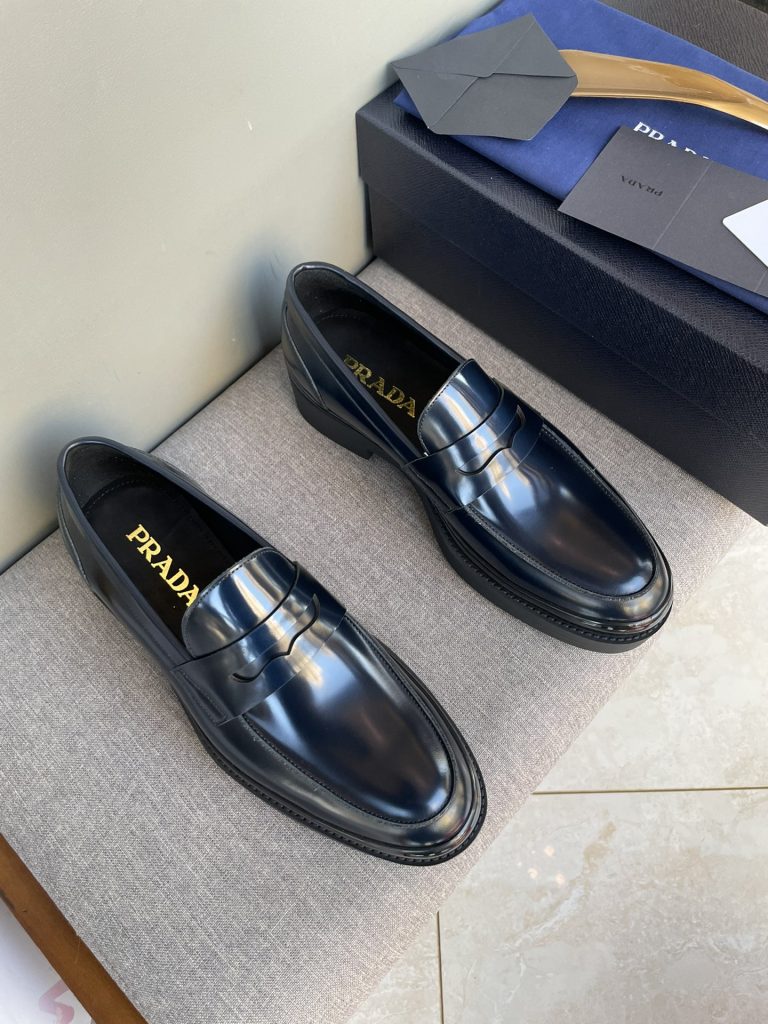 Prada Schuhe Super Clone Gefälschte Turnschuhe Billig