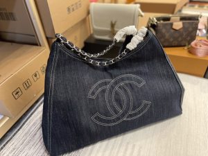 Reddit FashionReps Chanel Bag  FashionReps Bags 01YAA215