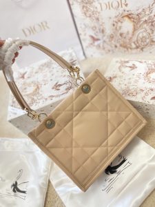 Reddit FashionReps Dior Bag  FashionReps Bags 10YAA1104