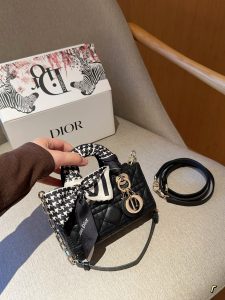 Reddit FashionReps Dior Bag  FashionReps Bags 10YAA116