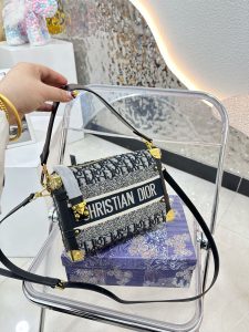 Reddit FashionReps Dior Bag  FashionReps Bags 10YAA1327