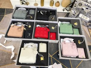 Reddit FashionReps Dior Bag  FashionReps Bags 10YAA1339