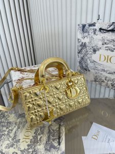 Reddit FashionReps Dior Bag  FashionReps Bags 10YAA1825