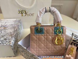 Reddit FashionReps Dior Bag  FashionReps Bags 10YAA1936