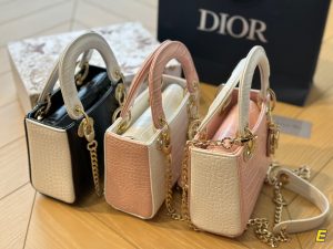 Reddit FashionReps Dior Bag  FashionReps Bags 10YAA2021