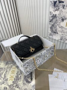 Reddit FashionReps Dior Bag  FashionReps Bags 10YAA2075