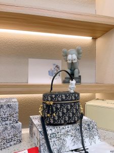 Reddit FashionReps Dior Bag  FashionReps Bags 10YAA2082