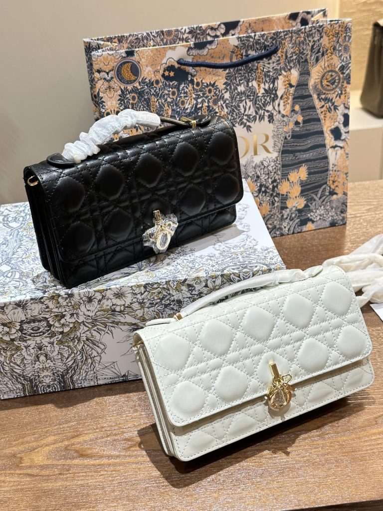 Reddit FashionReps Dior Bag  FashionReps Bags 10YAA21