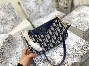 Reddit FashionReps Dior Bag  FashionReps Bags 10YAA2142