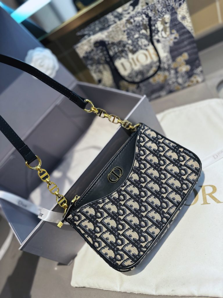 Reddit FashionReps Dior Bag  FashionReps Bags 10YAA3038