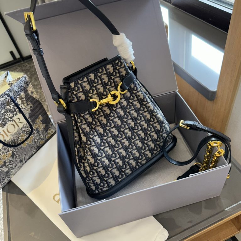 Reddit FashionReps Dior Bag  FashionReps Bags 10YAA3042