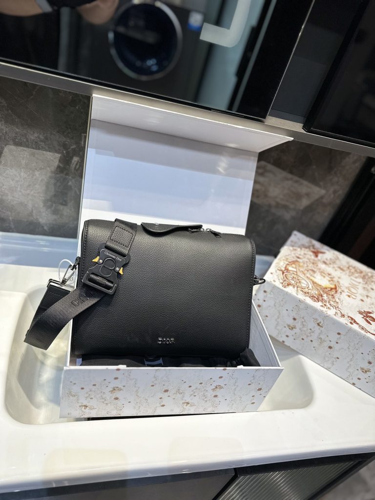 Reddit FashionReps Dior Bag  FashionReps Bags 10YAA4057