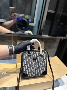 Reddit FashionReps Dior Bag  FashionReps Bags 10YAA4093