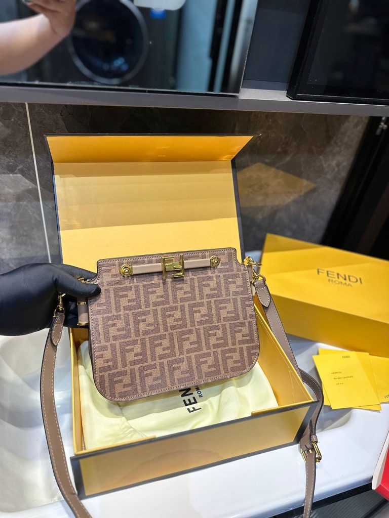 Reddit FashionReps Fendi Bag  FashionReps Bags 09YAA5286
