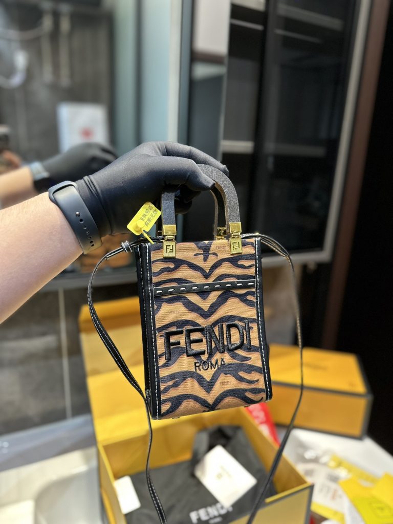 Reddit FashionReps Fendi Bag  FashionReps Bags 09YAA6204