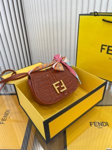 Reddit FashionReps Fendi Bag  FashionReps Bags 09YAA7000