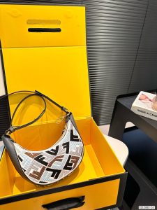Reddit FashionReps Fendi Bag  FashionReps Bags 09YAA7410