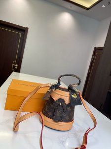 Reddit FashionReps LouisVuitton Bag  FashionReps Bags 07YAA10027