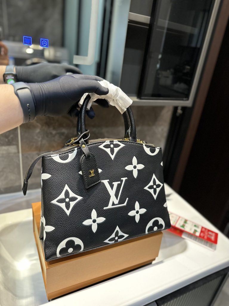 Reddit FashionReps LouisVuitton Bag  FashionReps Bags 07YAA10130