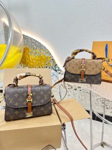 Reddit FashionReps LouisVuitton Bag  FashionReps Bags 07YAA10184