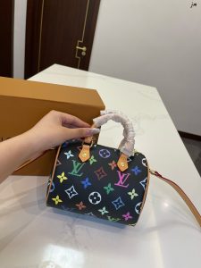 Reddit FashionReps LouisVuitton Bag  FashionReps Bags 07YAA10200