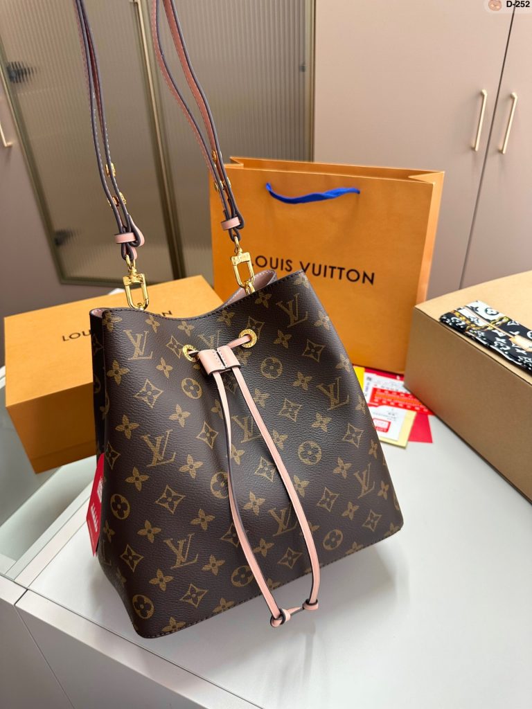 Reddit FashionReps LouisVuitton Bag  FashionReps Bags 07YAA10230